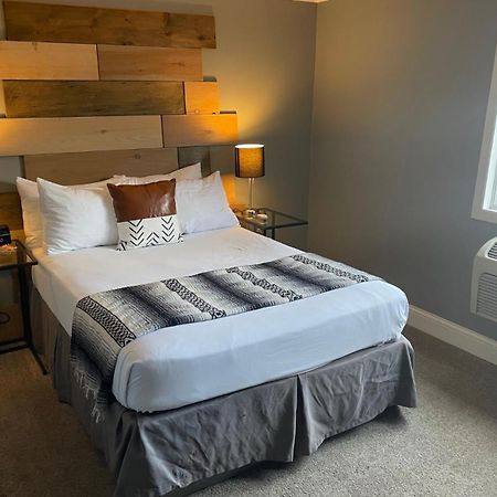 Hotel Rapids グランドラピッズ エクステリア 写真